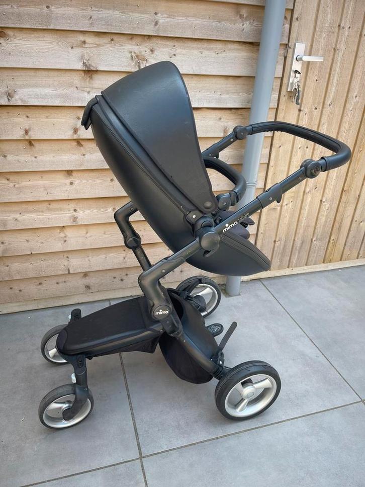 Mima xari kinderwagen buggy zwart met alle spullen erbij., Kinderen en Baby's, Kinderwagens en Combinaties, Zo goed als nieuw