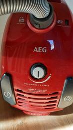 AEG stofzuiger, Witgoed en Apparatuur, Stofzuigers, Ophalen, Gebruikt, Stofzak, Stofzuiger