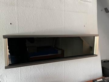 Mooie opbergkast beschikbaar voor biedingen