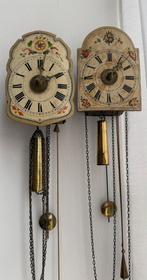 Kleine Schwarzwalder klok met wekkerwerk, Ophalen of Verzenden