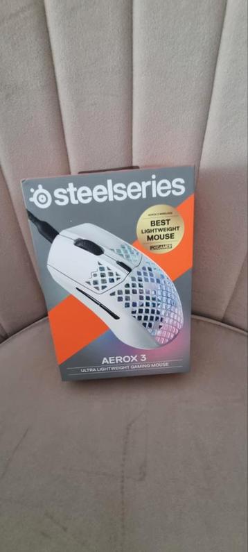 SteelSeries Aerox 3 - Snow/Wit - Zo Goed Als Nieuw! beschikbaar voor biedingen