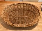 Ovale rieten mand, Huis en Inrichting, Ophalen, Mand, Zo goed als nieuw, Riet