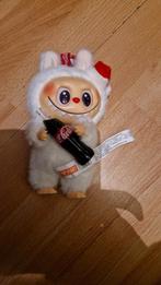 Labubu met cola in handen, Verzamelen, Efteling, Ophalen of Verzenden, Zo goed als nieuw
