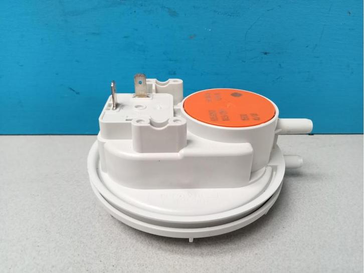 Luchtdrukschakelaar Vaillant MAG NL11 2/0 L 108622, Doe-het-zelf en Verbouw, Verwarming en Radiatoren, Gebruikt, Cv-ketel of Combi-ketel