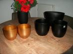 Grote nieuwe Binnen potten zwart/goud INTRATUIN, Tuin en Terras, Bloempotten, Ophalen, Rond, Binnen, Zo goed als nieuw