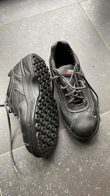 Werkschoenen Cofra nieuw mt 39 stalen neus schoenen beschikbaar voor biedingen