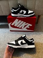 Nike Dunk Low Panda Black White 39, Ophalen of Verzenden, Zo goed als nieuw, Zwart