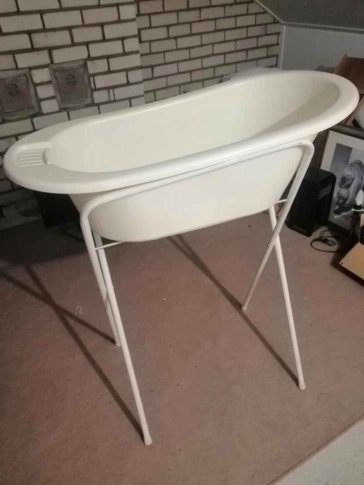 Babybadje met Standaard, Kinderen en Baby's, Badjes en Verzorging, Gebruikt, Badje, Bébé-jou, Standaard, Ophalen