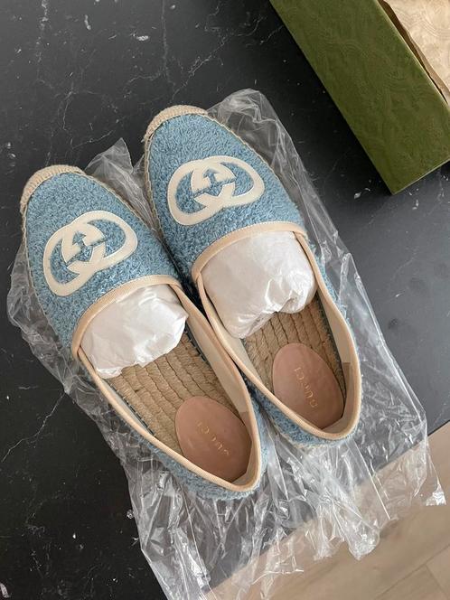 Gucci espadrilles licht blauw 38 Nieuw in doos, Kleding | Dames, Schoenen, Nieuw, Espadrilles of Moccasins, Blauw, Ophalen
