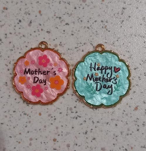 Moederdag bedels "nieuw, Hobby en Vrije tijd, Kralen en Sieraden maken, Nieuw, Bedel, Ophalen of Verzenden