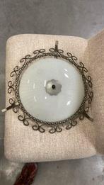 Vintage brocante smeedijzeren plafondlamp melkglas‑koepel, Ophalen of Verzenden