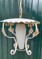 Vintage / Wit smeedijzeren hanglampje - lamp, Ophalen of Verzenden