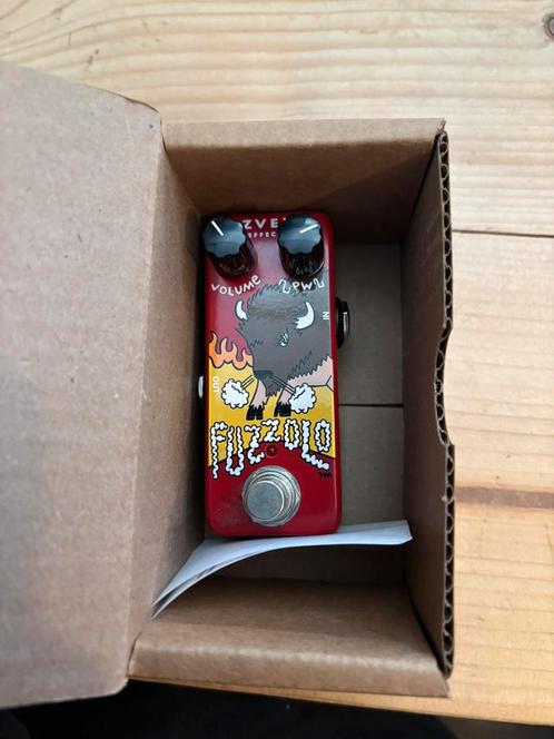 Zvex Fuzzolo, Muziek en Instrumenten, Effecten, Zo goed als nieuw, Ophalen of Verzenden