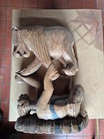 Houtgesneden Beeld, Ophalen