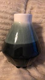 Deense design vaas - Broste Copenhagen, Overige kleuren, Aardewerk of Porselein, Ophalen of Verzenden, Zo goed als nieuw