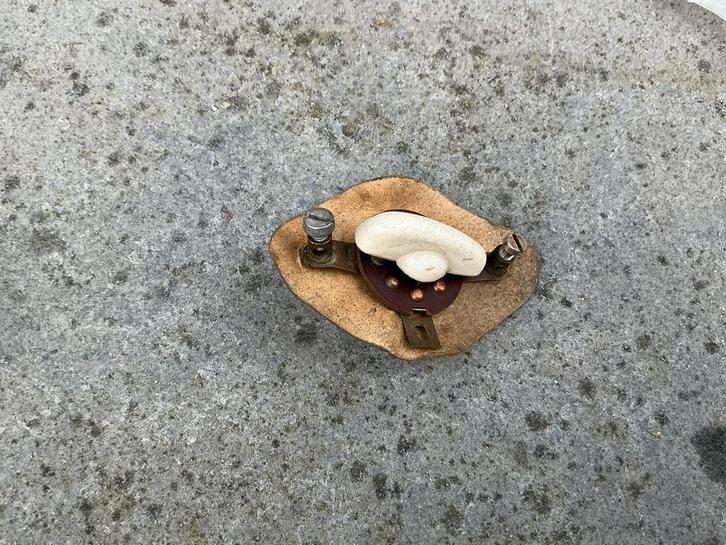 LICHT SCHAKELAAR VOOR IN KOPLAMP, Fietsen en Brommers, Brommeronderdelen | Oldtimers, Zo goed als nieuw, Overige merken, Koplamp