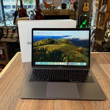 Apple Macbook Air 13' 2019 I5 8GB 128GB Cyli 373 | In doos beschikbaar voor biedingen