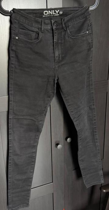 Zgan Only Zwarte spijkerbroek Maat S/36. beschikbaar voor biedingen