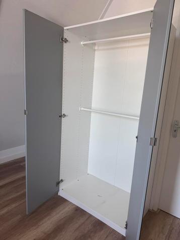 IKEA PAX kledingkast – met spiegels & 2 hangroedes - afbeelding 7