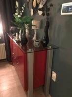 Moderne dressoir met glazen blad, Huis en Inrichting, Kasten | Dressoirs, Ophalen, 100 tot 150 cm, Met lade(s), 25 tot 50 cm