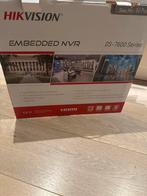 Hikvision Acusense NVR DS-7608NXI-I2/8P/S (E) - Nieuwstaat!, Audio, Tv en Foto, Videobewaking, Ophalen of Verzenden, Zo goed als nieuw