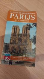 Parijs Gids met plattegrond, Europa, Ophalen of Verzenden, Reisgids of -boek, Gelezen