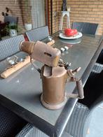 Antieke benzinebrander. Rond 130 mm., Ophalen