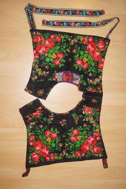 prachtige wollen mousseline kraplap,Staphorster klederdracht, Antiek en Kunst, Antiek | Kleding en Accessoires, Ophalen of Verzenden