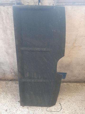 Hoedenplank Peugeot 205 beschikbaar voor biedingen