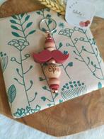 Nieuw! Sleutelhanger ' Opa Moustache, Kraamcadeau, ., Nieuw, Ophalen of Verzenden