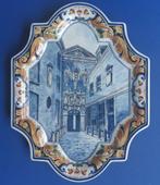 Porceleyne Fles 1975 Applique Weeshuispoort Amsterdam (1), Verzenden
