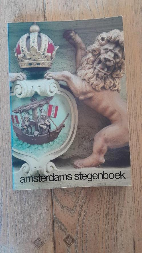 Het Amsterdams Stegenboek, zwerftocht door heden en verleden, Boeken, Geschiedenis | Stad en Regio, Gelezen, 20e eeuw of later