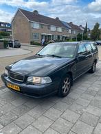 Volvo V70 2.5 AUT 1997 Grijs, 74 €/maand, Stationwagon, 2435 cc, Particulier