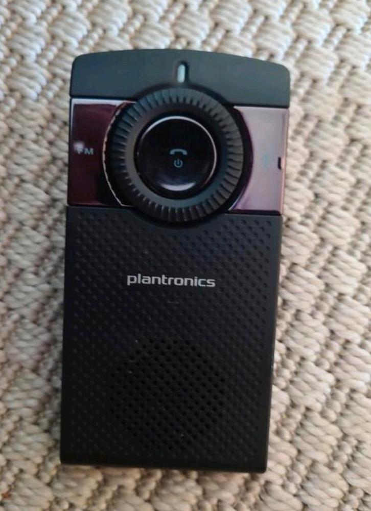 Plantronics K100 Bluetooth Carkit, in zeer nette staat!, Auto diversen, Carkits, Zo goed als nieuw, Ophalen of Verzenden