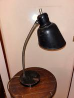 Industriele Bauhaus stijl lamp, Ophalen of Verzenden, Gebruikt, Metaal, 50 tot 75 cm