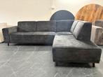 Zwarte Velvet Hoekbank, Huis en Inrichting, Banken | Sofa's en Chaises Longues, Ophalen of Verzenden, Zo goed als nieuw, 150 cm of meer