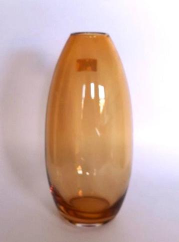 Mooie vaas lichtbruin glas (7779) beschikbaar voor biedingen