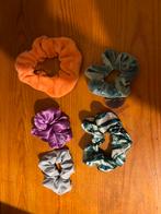 Scrunchie, Sieraden, Tassen en Uiterlijk, Uiterlijk | Haarverzorging, Ophalen, Zo goed als nieuw, Overige typen