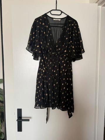 Kleding beschikbaar voor biedingen