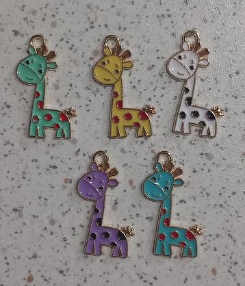 Metalen bedel giraf "nieuw" beschikbaar voor biedingen