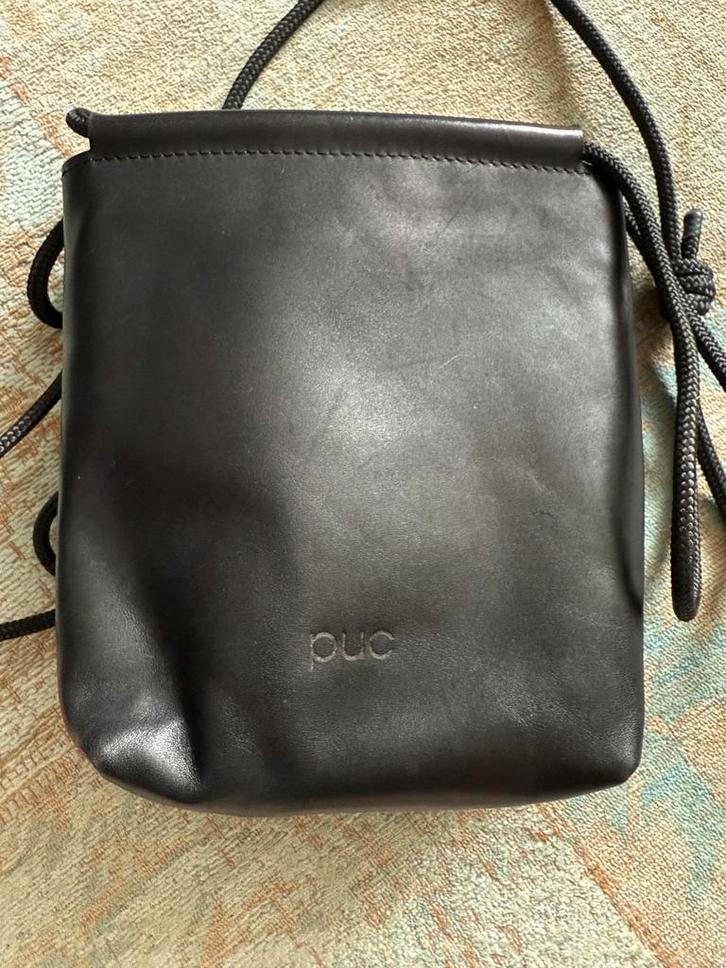 PUC leren tas Move and Groove M zwart, Sieraden, Tassen en Uiterlijk, Tassen | Damestassen, Zo goed als nieuw, Schoudertasje, Zwart