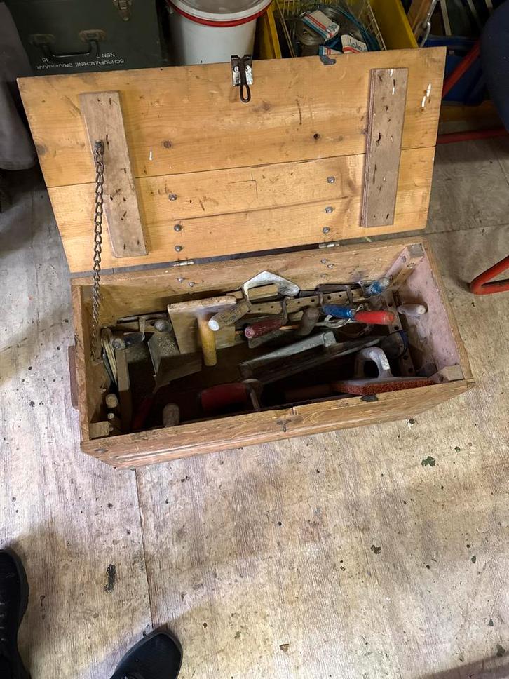 Kist vol metsel- en stukadoorsgereedschap, Doe-het-zelf en Verbouw, Gereedschap | Handgereedschap, Gebruikt, Ophalen of Verzenden