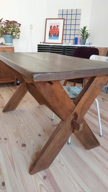 Massief Houten Kloostertafel beschikbaar voor biedingen