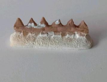 Kerstfiguur muurtje voor Kerstdorp beschikbaar voor biedingen