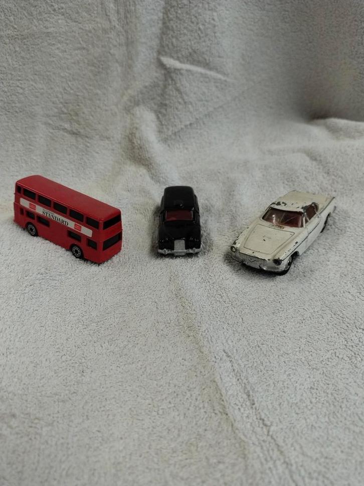 Corgi Londen Set: Bus, Taxi & Volvo P1800, Hobby en Vrije tijd, Modelauto's | 1:87, Ophalen of Verzenden