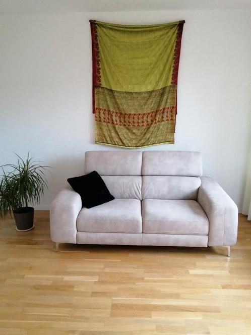 2 zits bank, beige, Huis en Inrichting, Banken | Bankstellen, Gebruikt, Stof, Ophalen