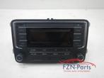 VW Caddy 2K5 Radio Multimedia, Ophalen, Gebruikt