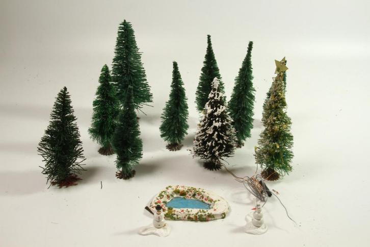 Modelspoor bomen, waarvan 2 met verlichting H0, Hobby en Vrije tijd, Modeltreinen | H0, Gebruikt, Natuur, Gelijkstroom of Wisselstroom