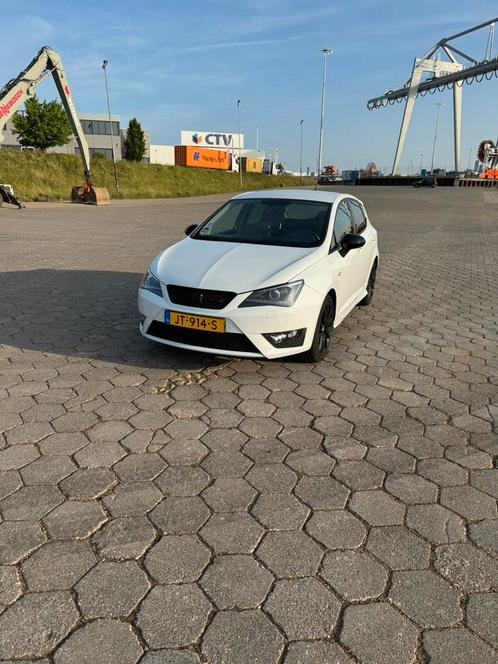 Seat Ibiza 1.0 TSI 70KW 5DRS 2016 Wit, Auto's, Seat, Particulier, Ibiza, ABS, Airconditioning, Android Auto, Apple Carplay, Bluetooth