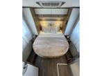 Carado I 339 AUTOMAAT QUEENSBED+HEFBED 6.97M DAKAIRCO, Caravans en Kamperen, Integraal, Bedrijf, Diesel, 6 tot 7 meter